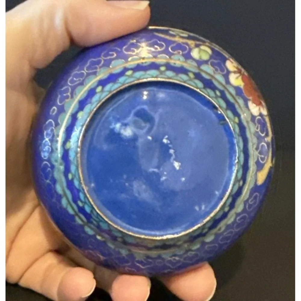 Vintage‎ Blue Floral Cloisonné Enamel on Brass Round Lidded Trinket Jewelry Box